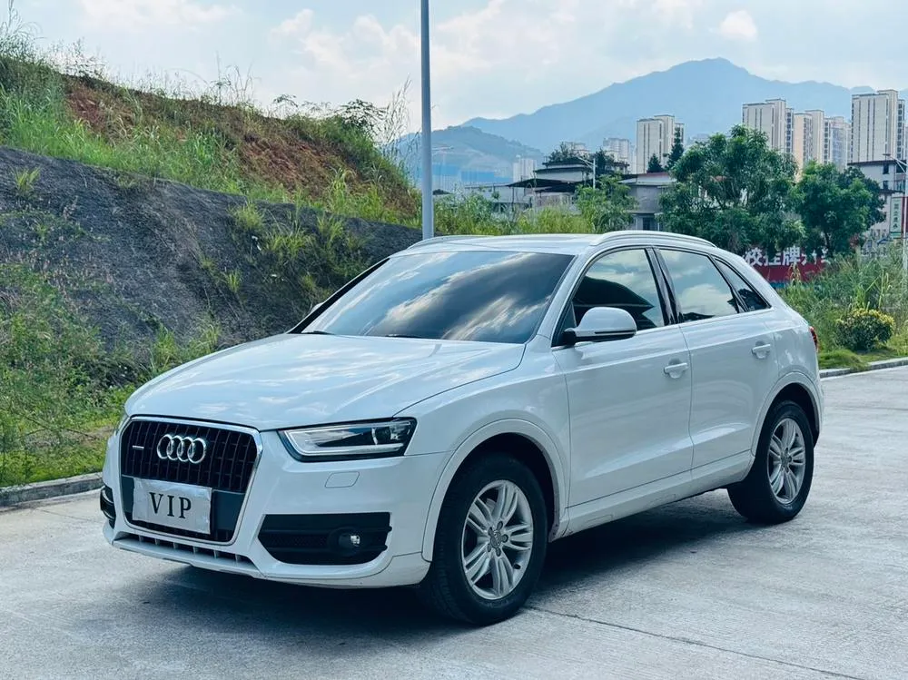 Audi Q3, 2013
