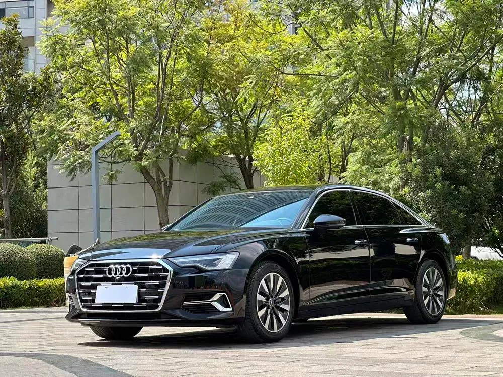 Audi A6L 45 TFSI Refined Version, 2023 — фото 1