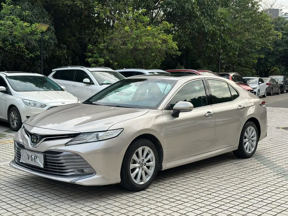 Toyota Camry, 2019