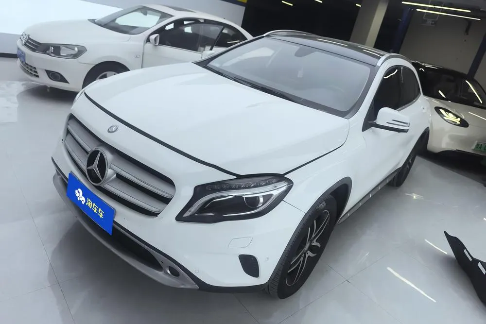 Mercedes-Benz GLA, 2016