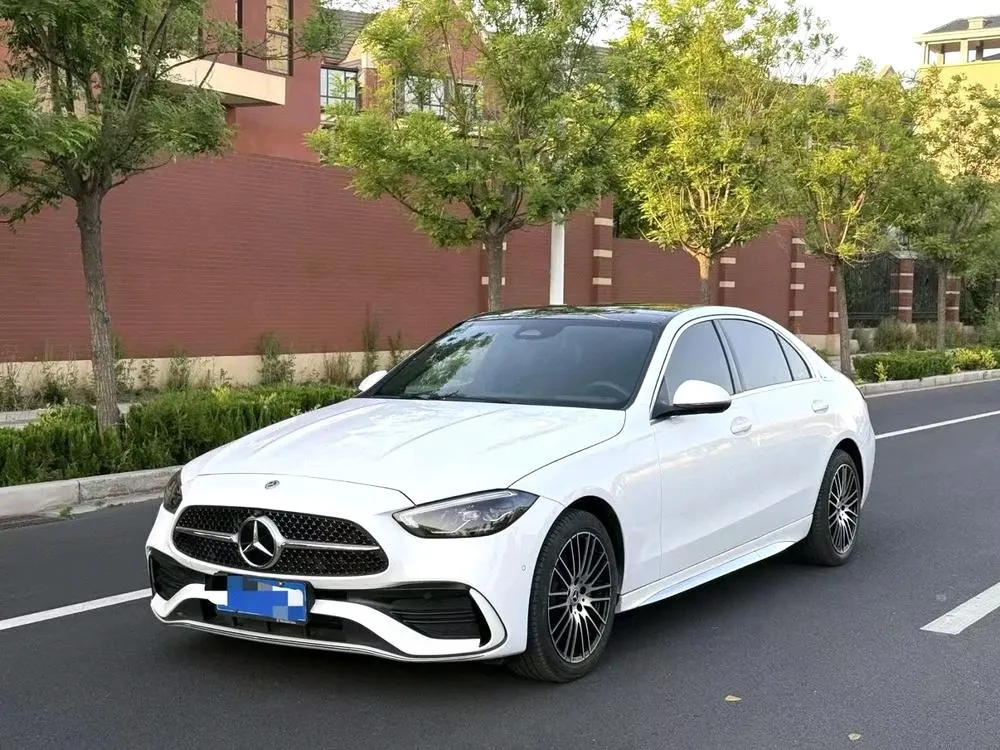 Mercedes-Benz C-Class, 2024