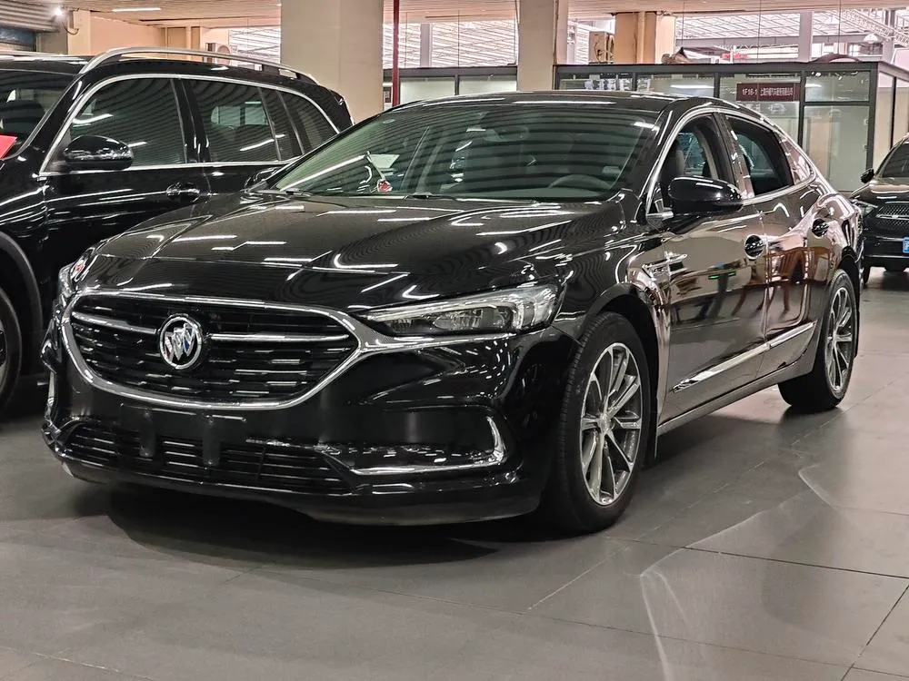 Buick LaCrosse, 2022