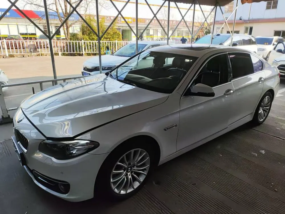 BMW 5-Series, 2017