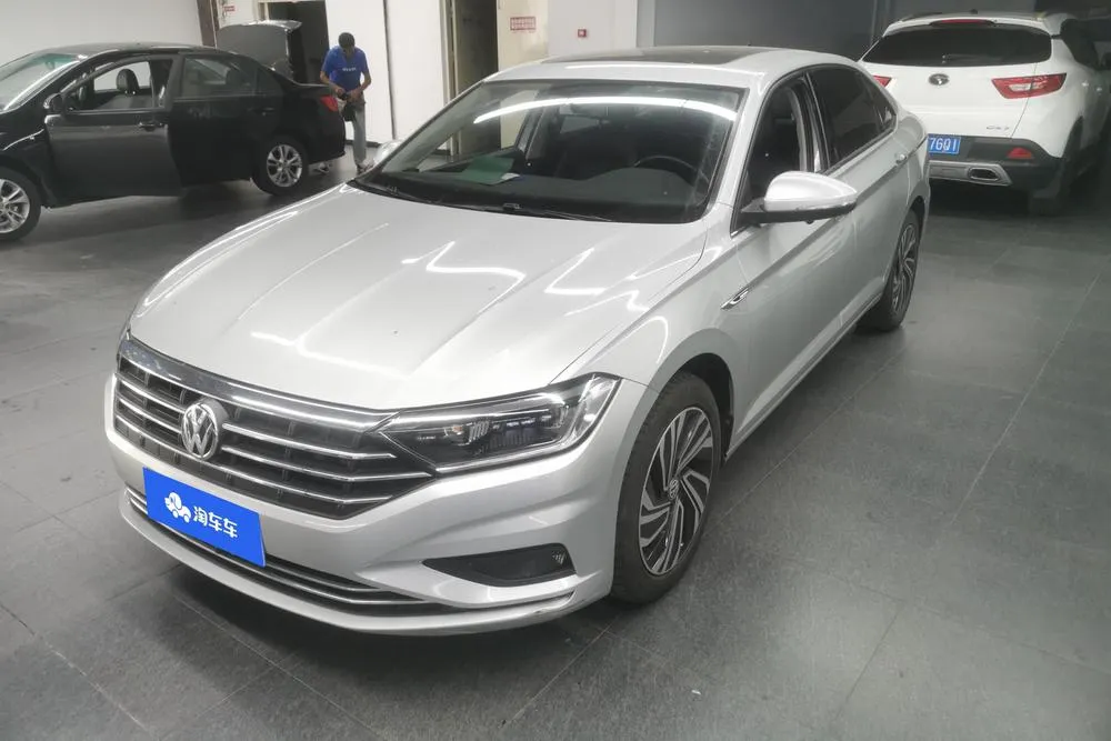 Volkswagen Sagitar, 2022