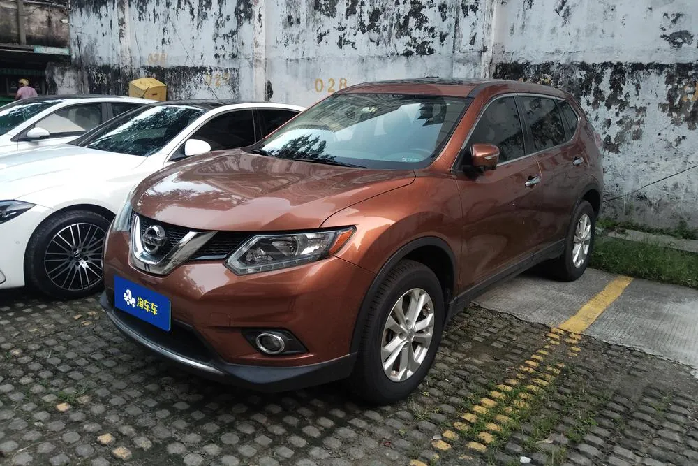 Nissan X-Trail 2.0L CVT Comfort Edition 2WD, 2014 — фото 1