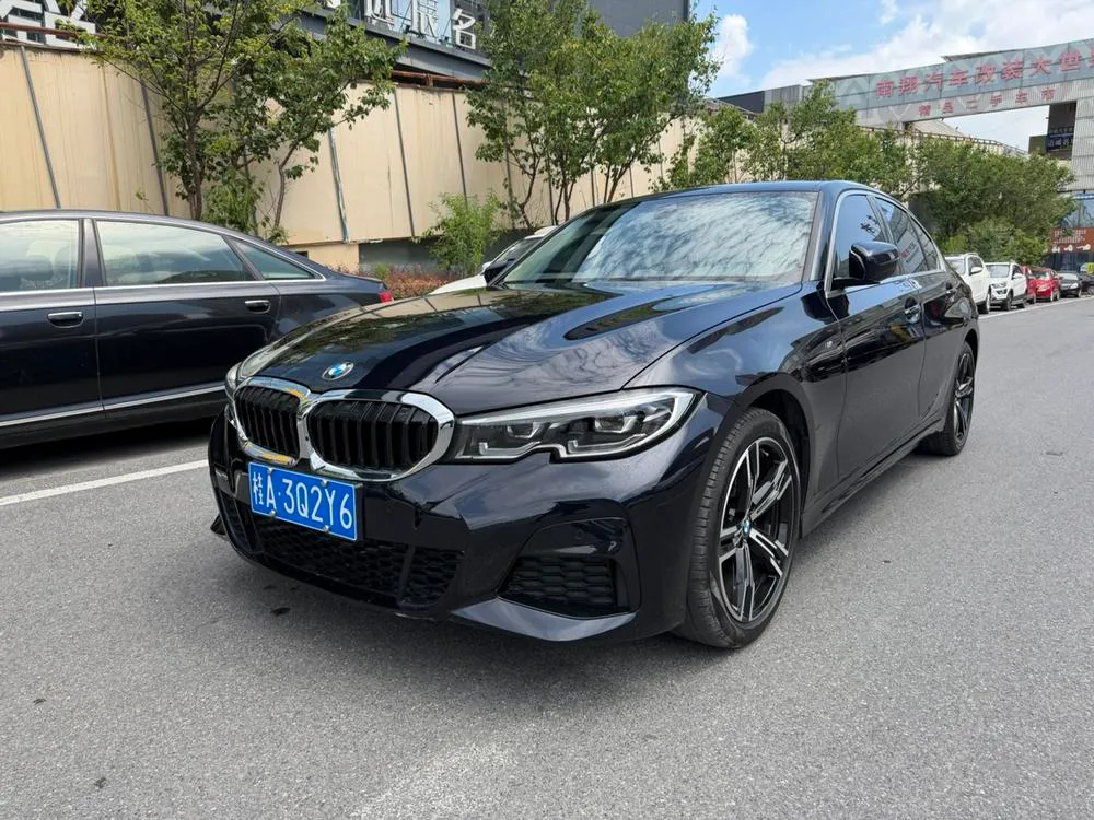 BMW 3-Series Facelift 325i M Sport, 2022 — фото 1