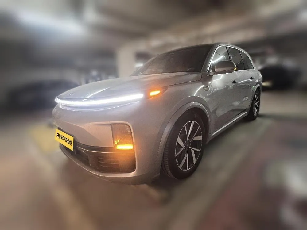Li Auto L8, 2023