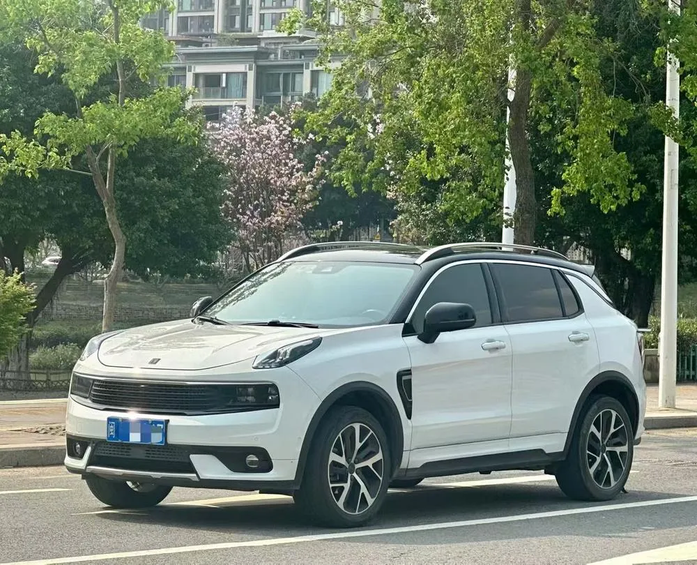 Lynk & Co 01 2.0T полный привод Pro версия нормы China V, 2019 — фото 1