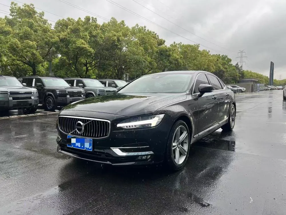 Volvo S90 T4 Edition, 2018 — фото 1