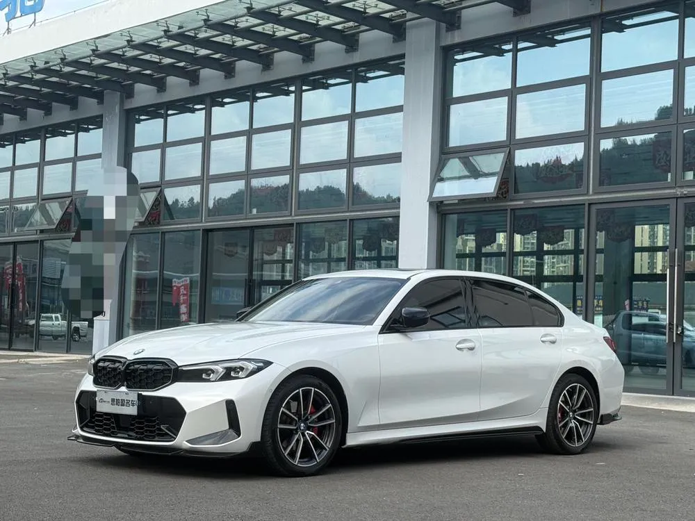 BMW 3-Series, 2025