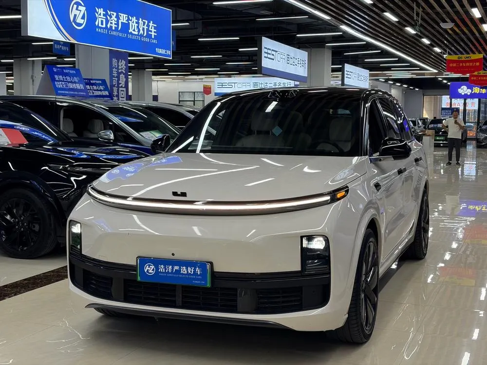Li Auto L9, 2022