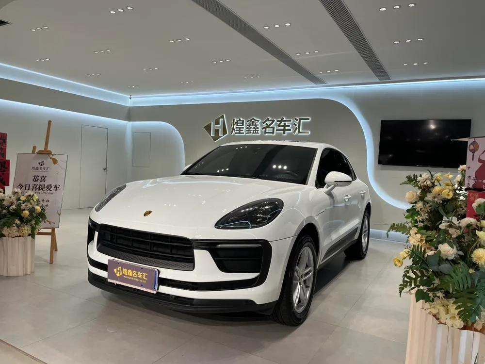 Porsche Macan, 2022