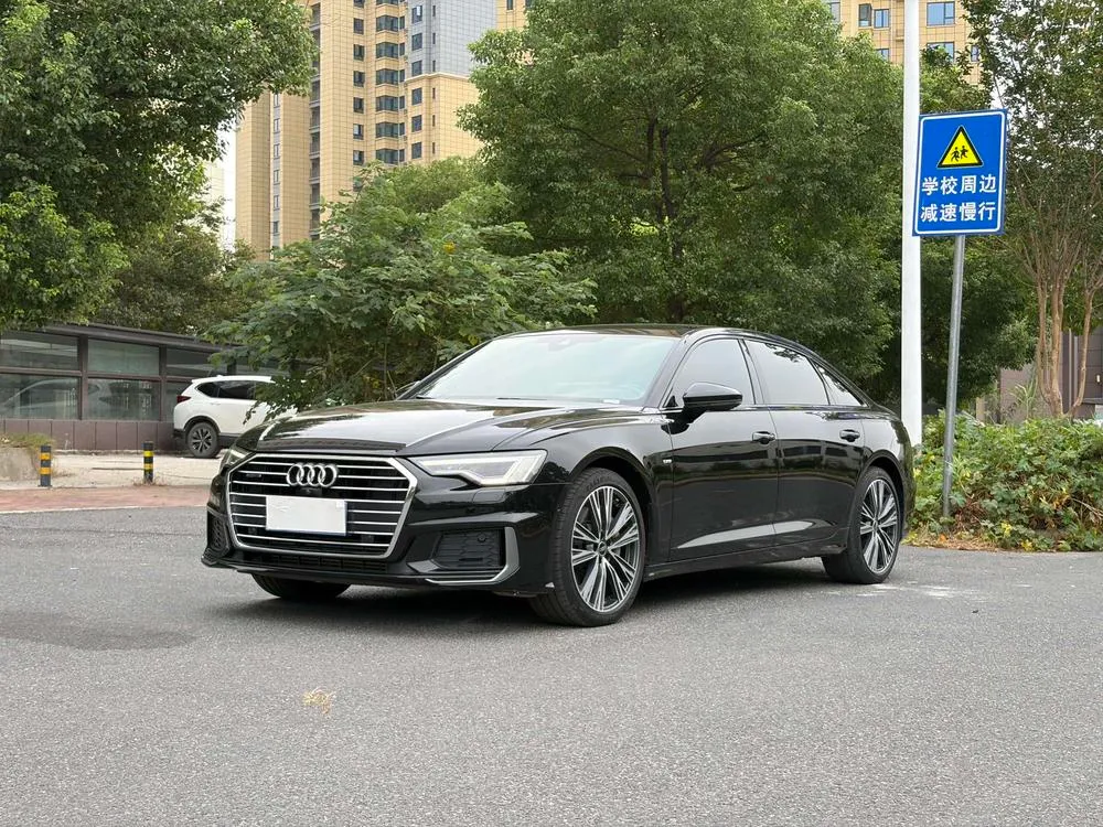 Audi A6L, 2022