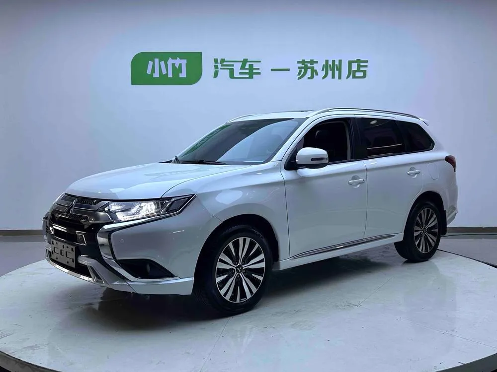 Mitsubishi Outlander, 2021