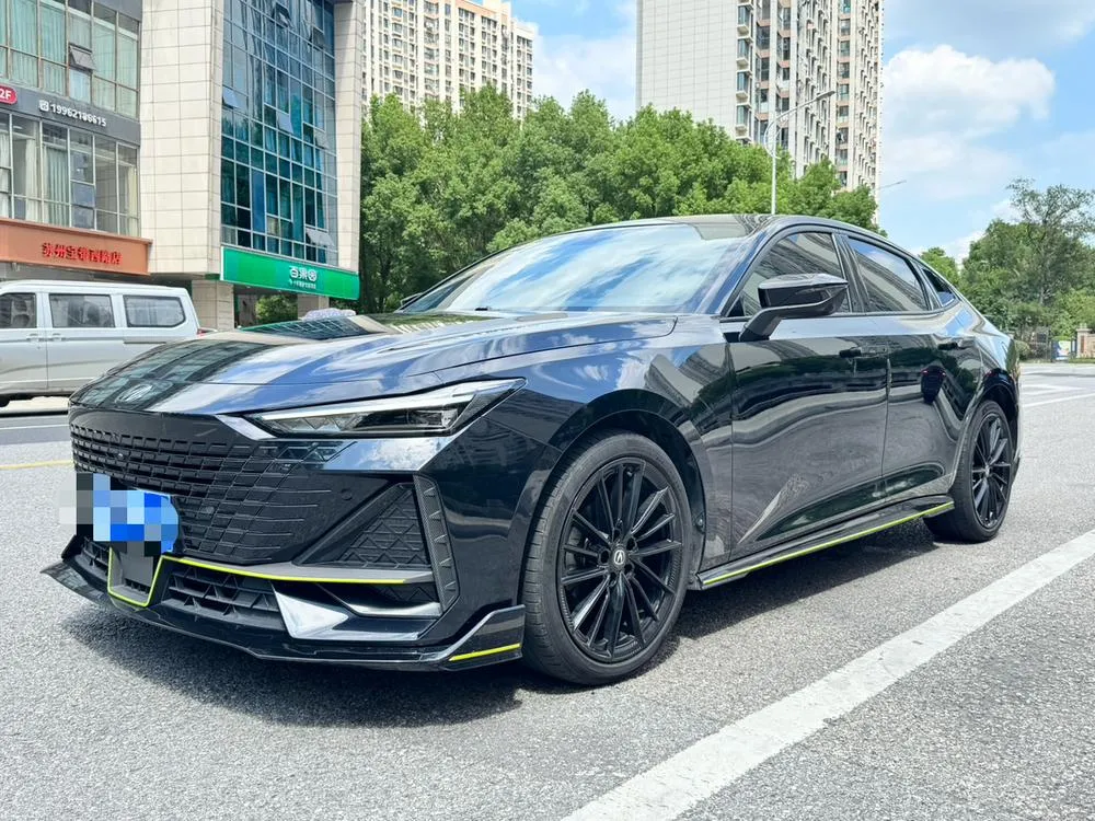 Changan UNI-V 1.5T Sport Edition, 2022 — фото 1