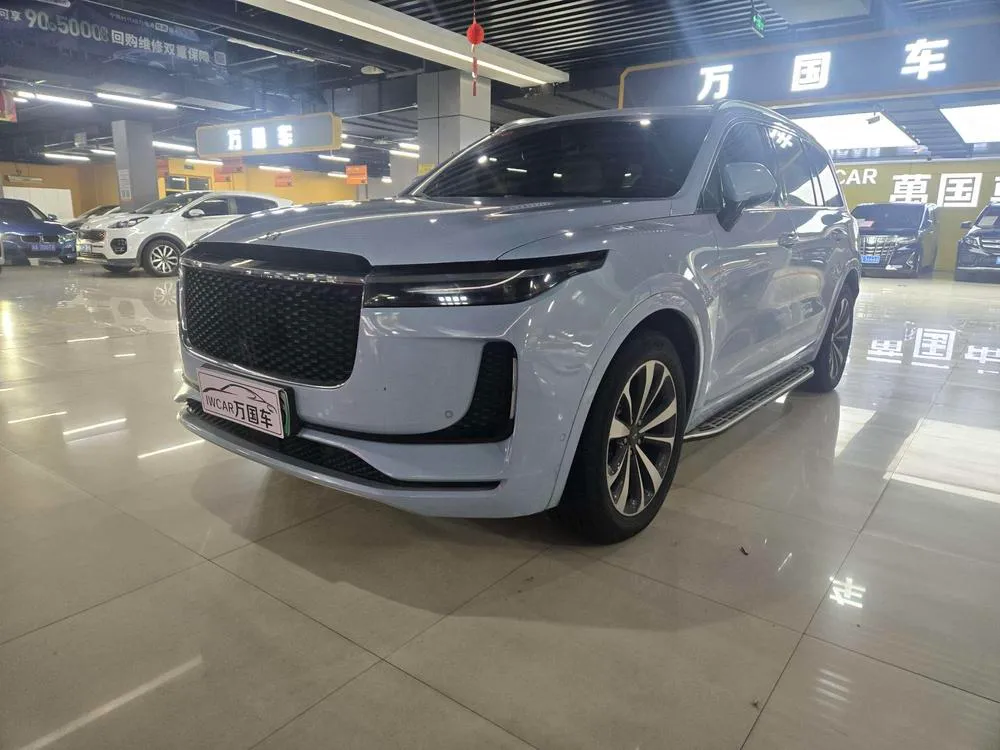 Li Auto ONE EREV 7 Seater Edition, 2020 — фото 1