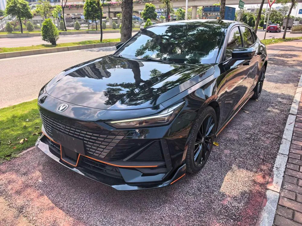 Changan UNI-V 1.5T Sport Edition, 2022 — фото 1