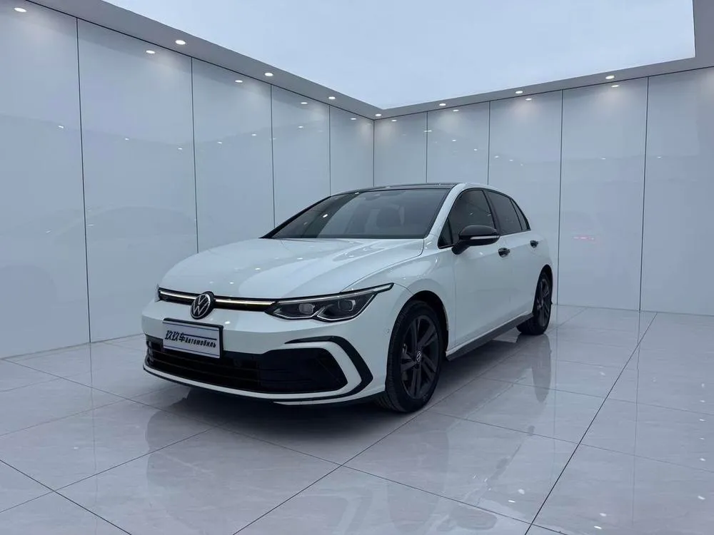 Volkswagen Golf, 2021