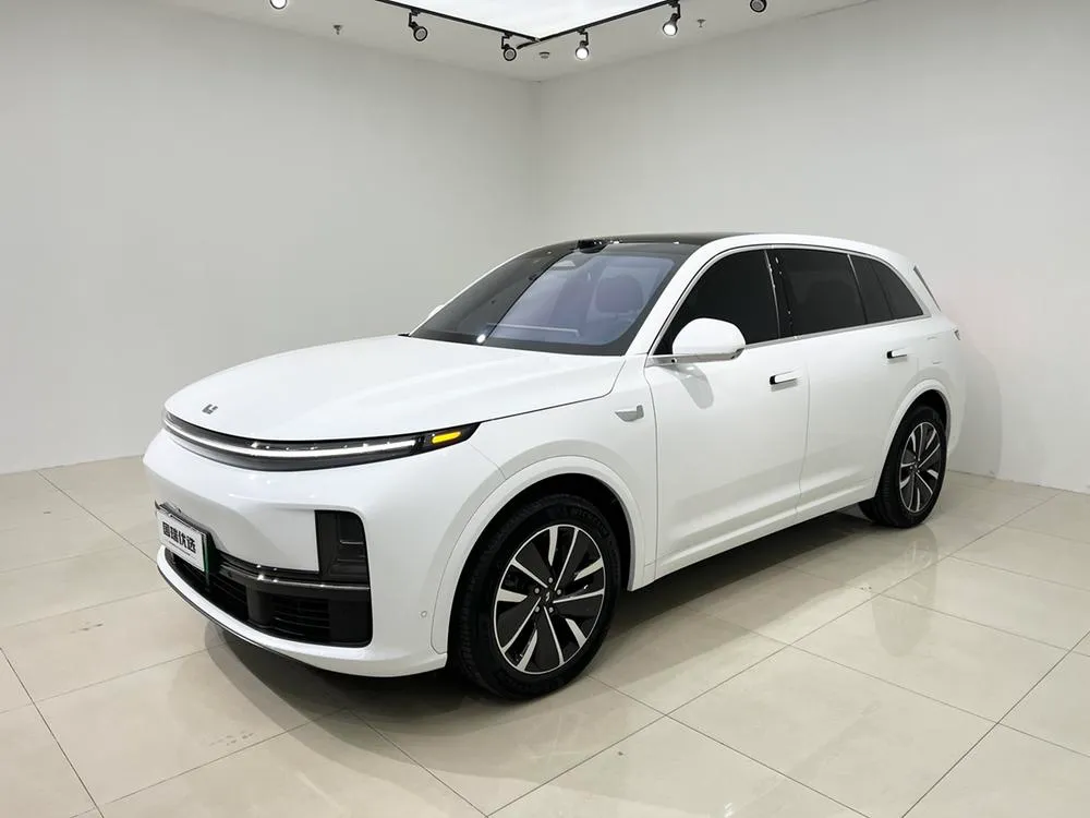 Li Auto L7, 2025