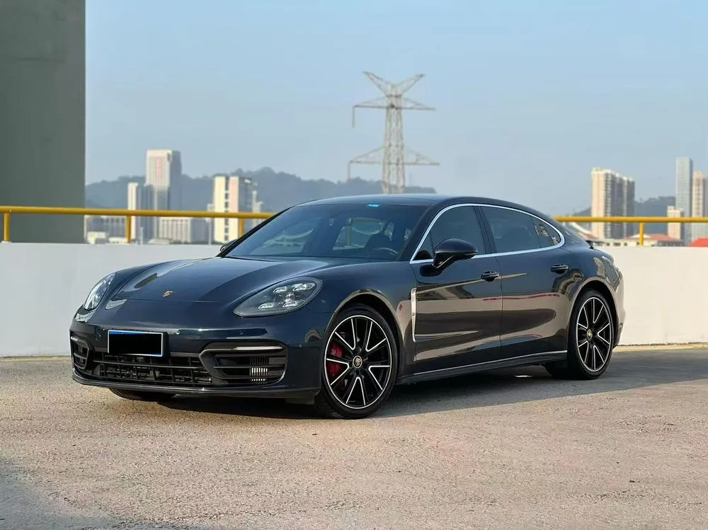 Porsche Panamera, 2022
