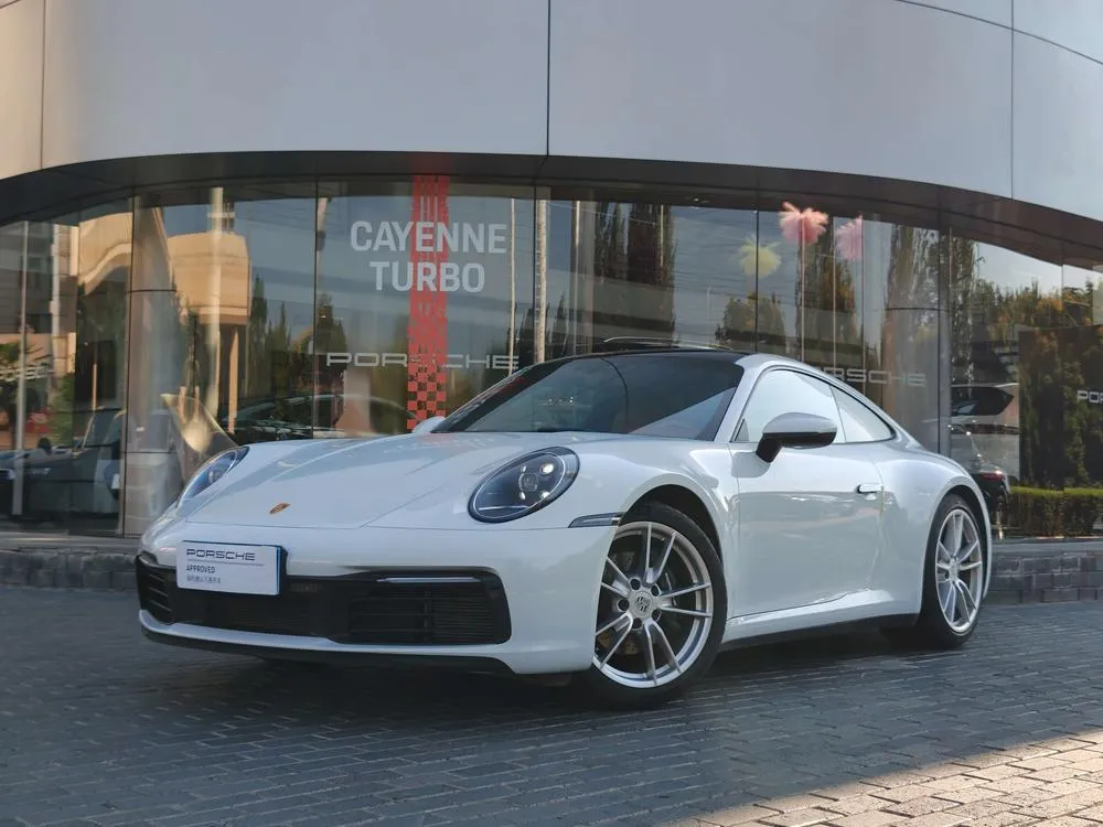 Porsche 911, 2023