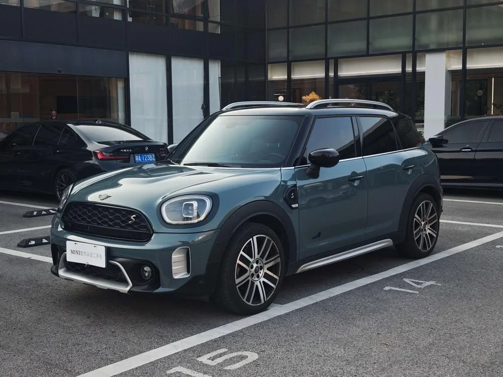 MINI COUNTRYMAN, 2023
