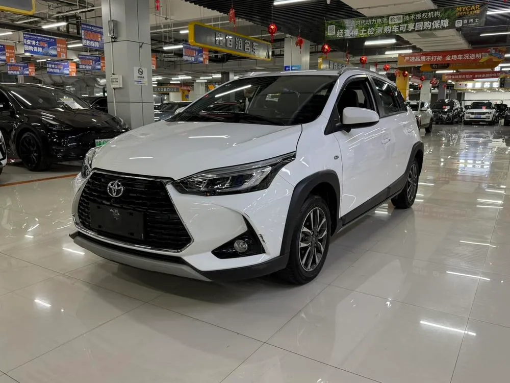 Toyota Yaris L, 2022
