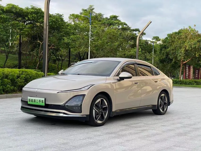 Wuling Starlight EV, 2024