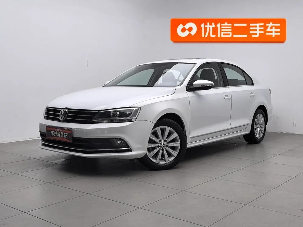 Volkswagen Sagitar 1.6L Manual Comfort Version, 2015 — фото 1