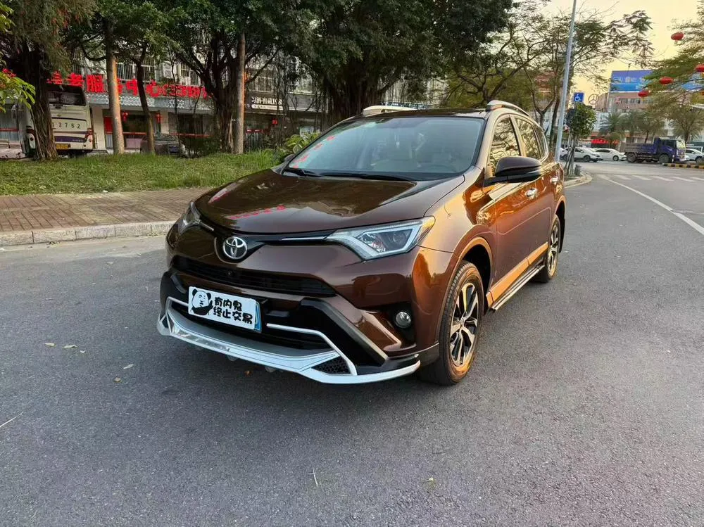 Toyota RAV4, 2016