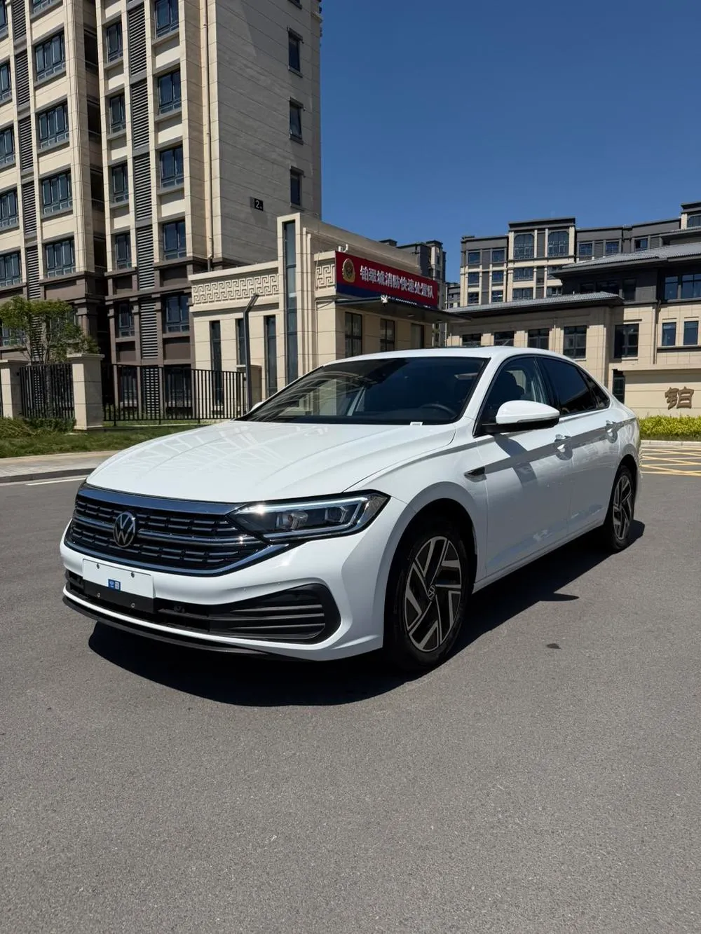 Volkswagen Sagitar, 2025