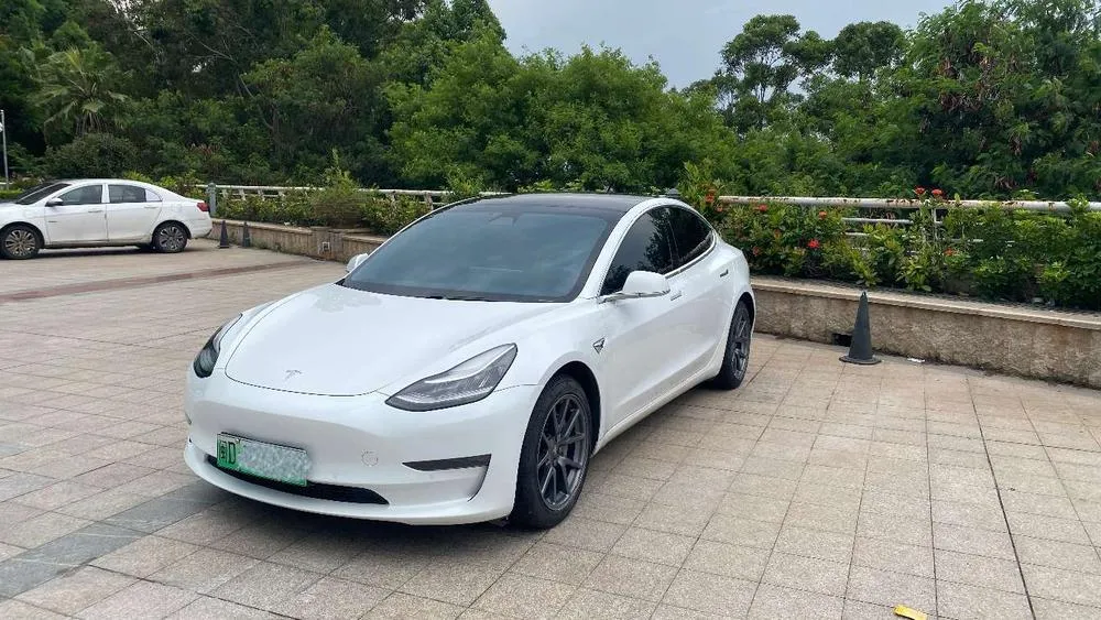 Tesla Model 3, 2020