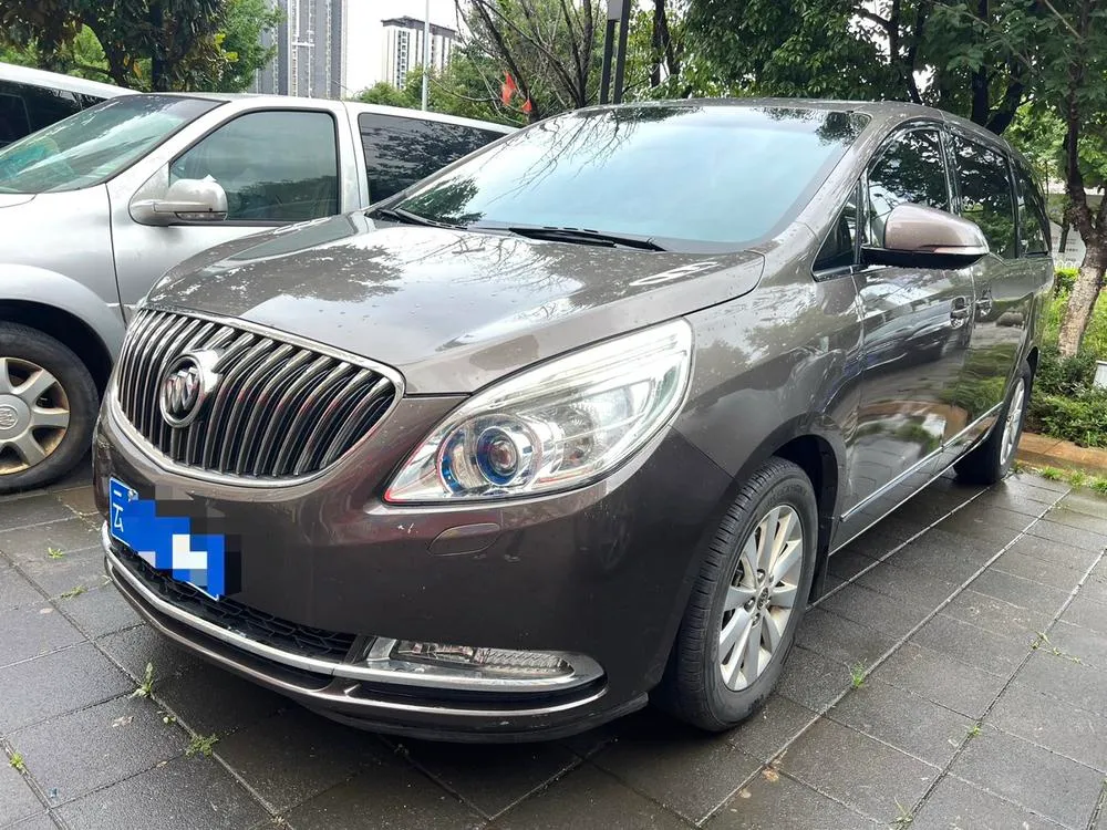 Buick GL8, 2015