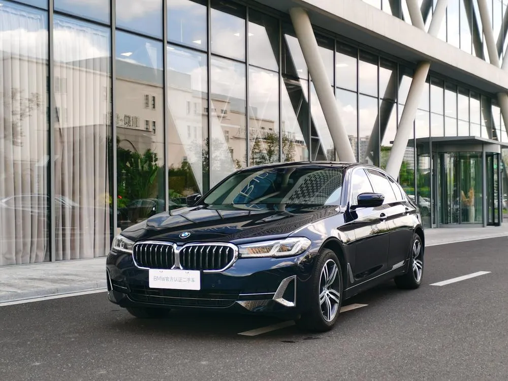 BMW 5-Series, 2023