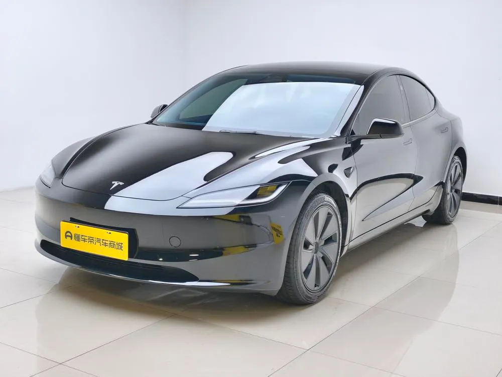 Tesla Model 3, 2025