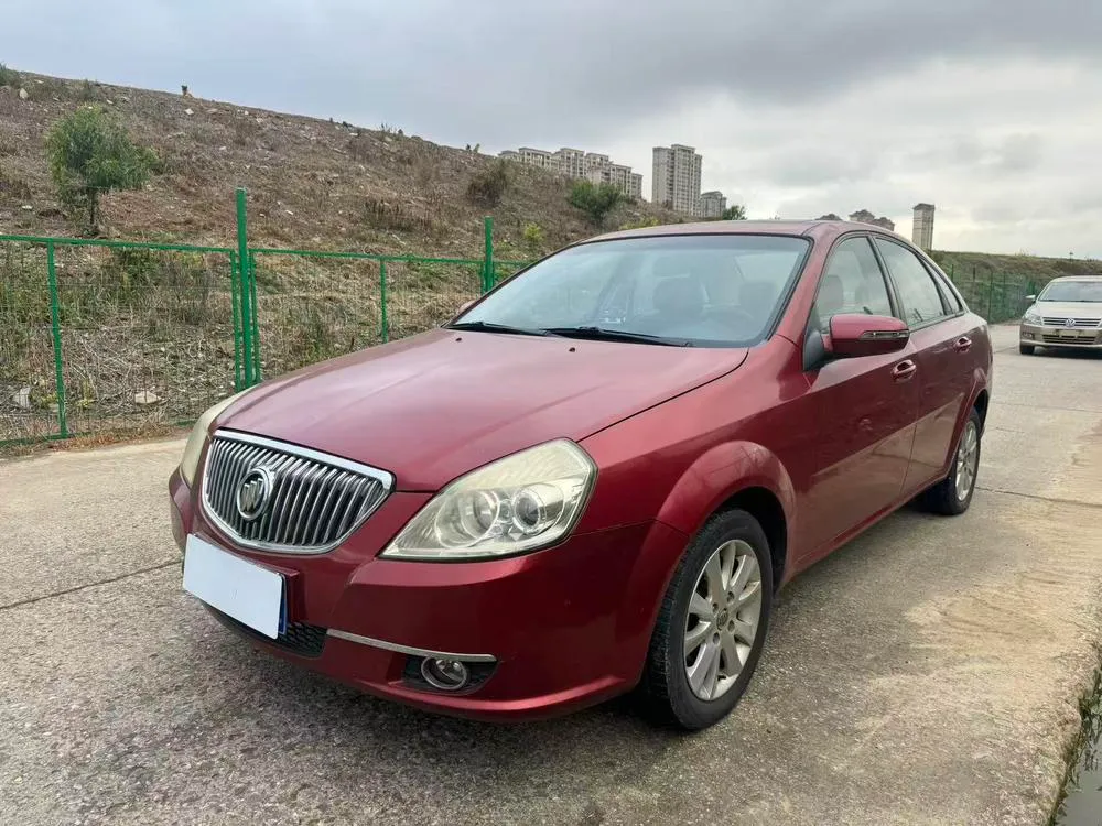Buick Excelle, 2011