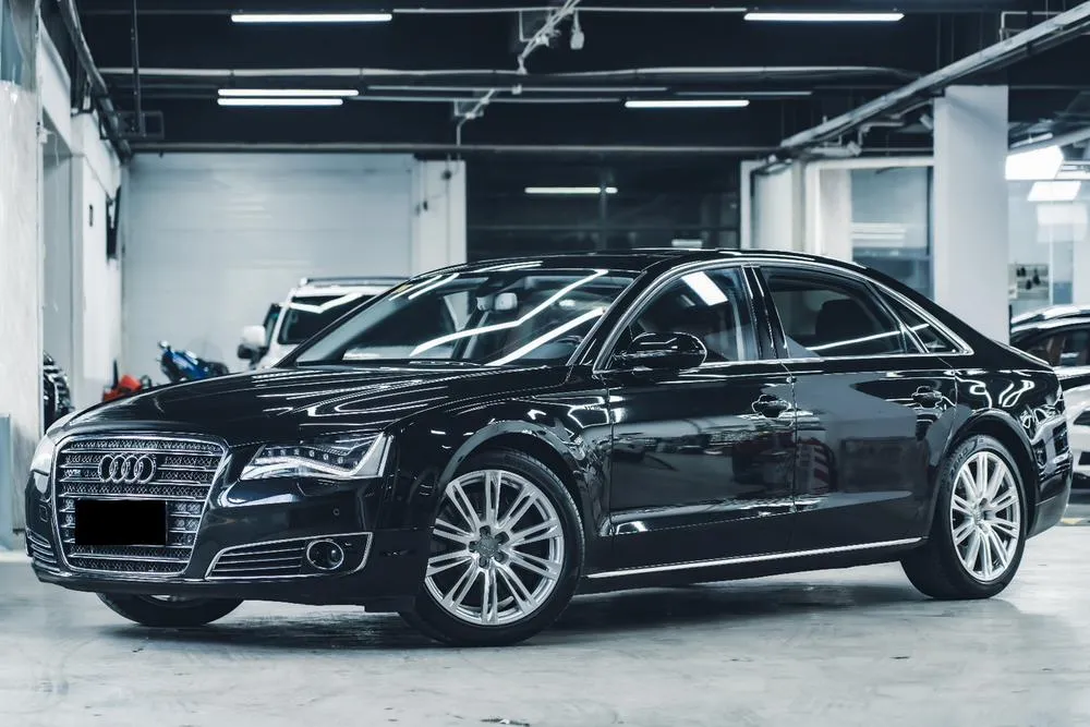 Audi A8, 2013