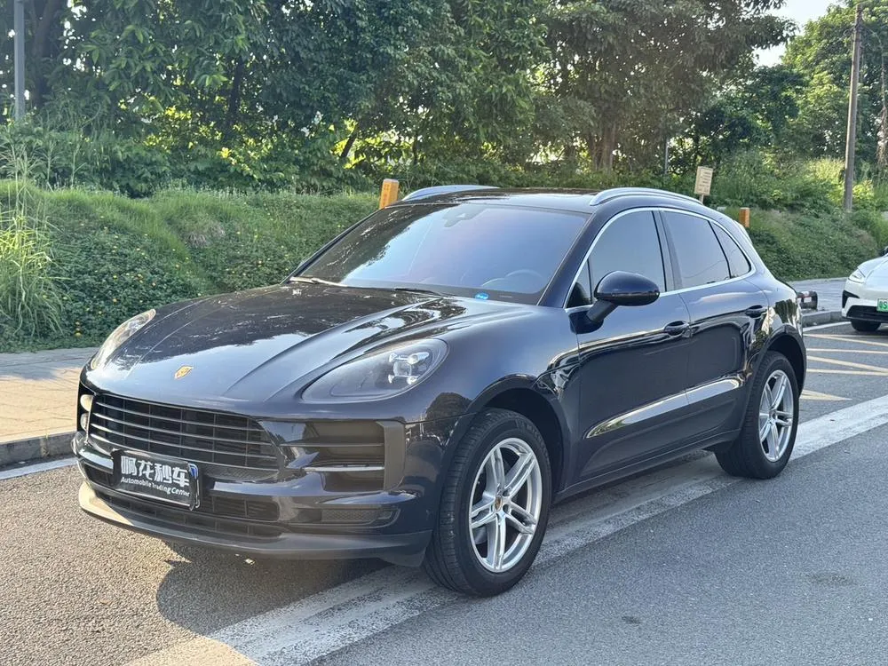Porsche Macan, 2021