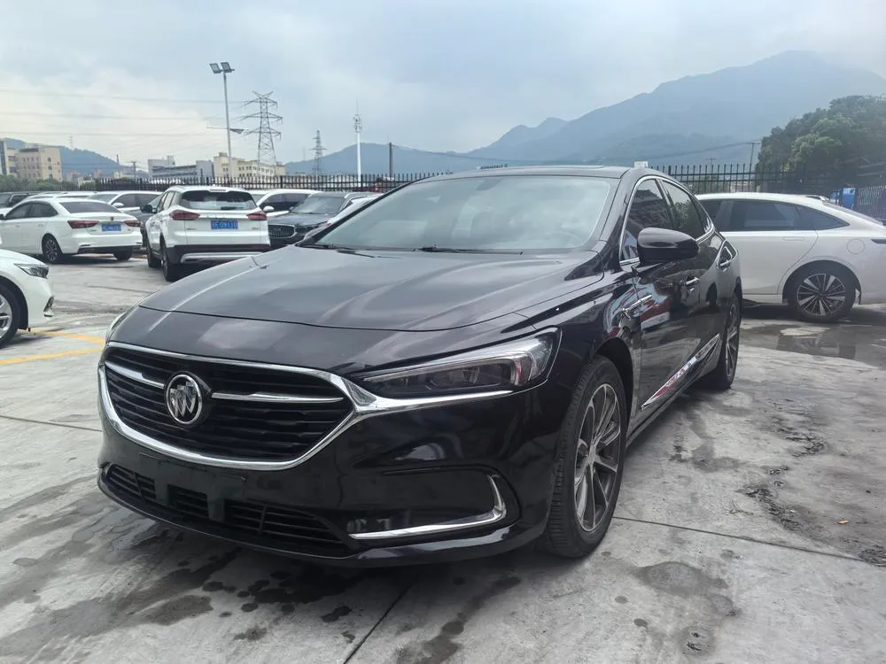 Buick LaCrosse, 2022