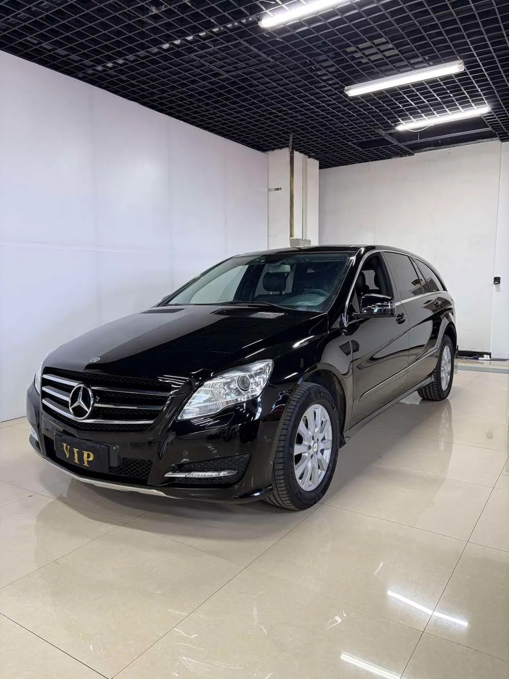 Mercedes-Benz R-Class, 2015