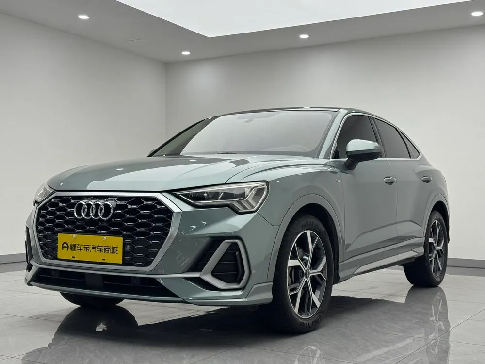 Audi Q3 Sportback 40 TFSI Fashion Version, 2020 — фото 1