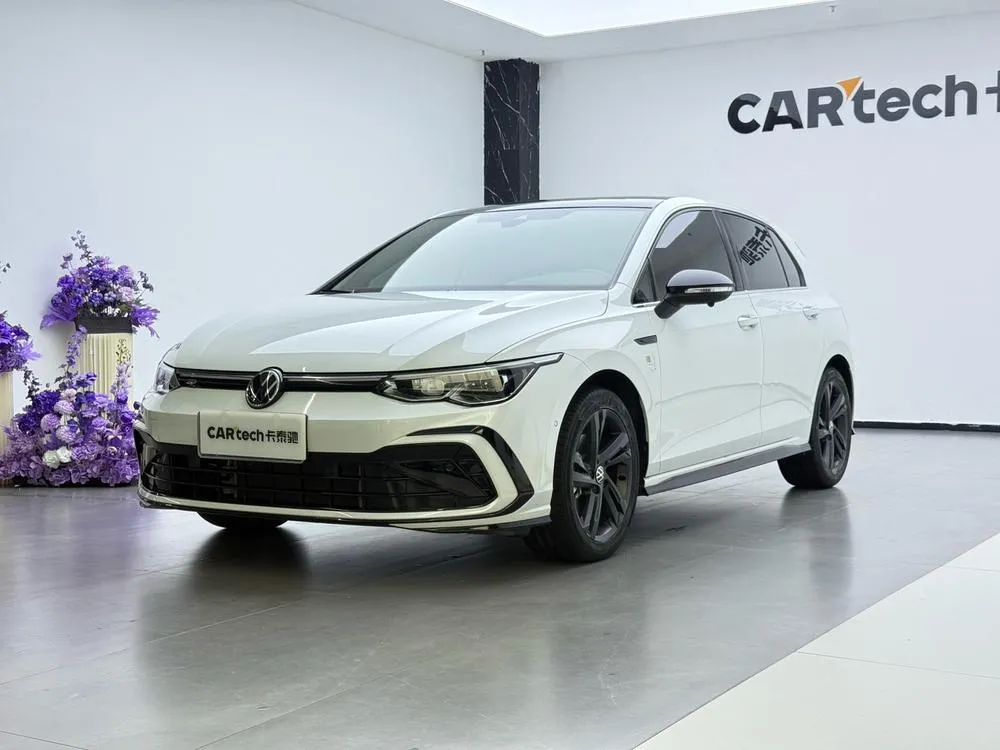 Volkswagen Golf, 2021