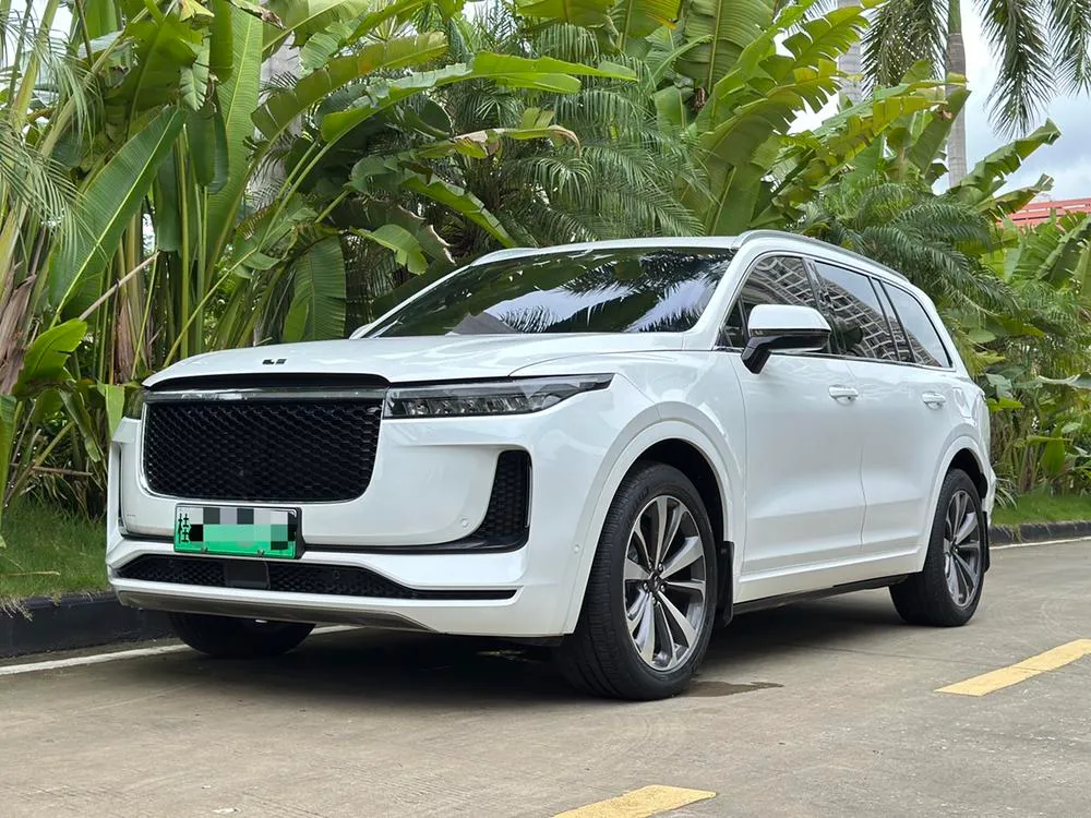 Li Auto ONE EREV 6 Seater Edition, 2020 — фото 1