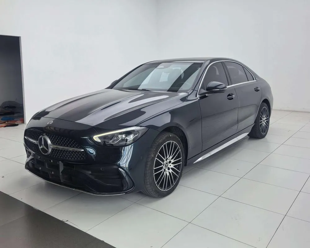 Mercedes-Benz C-Class, 2023