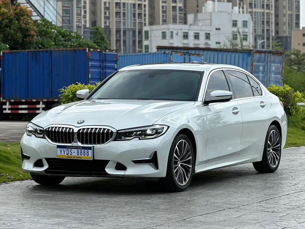 BMW 3-Series, 2020