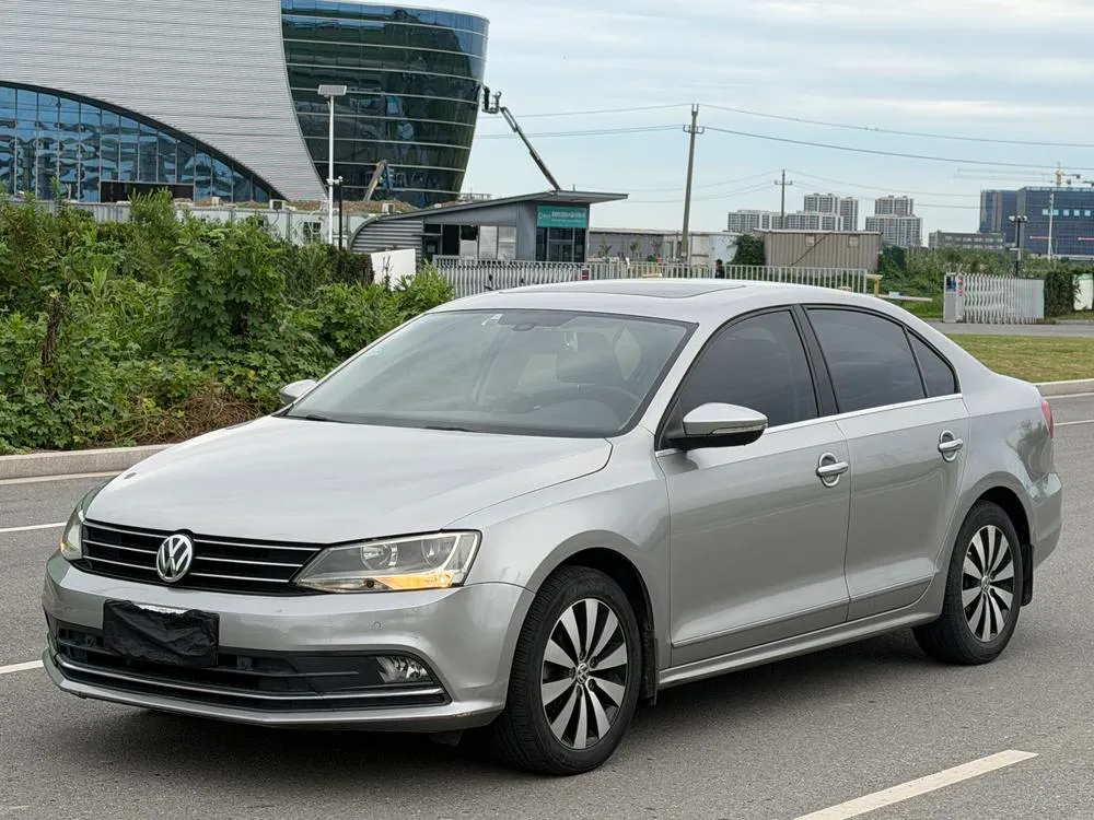 Volkswagen Sagitar, 2016