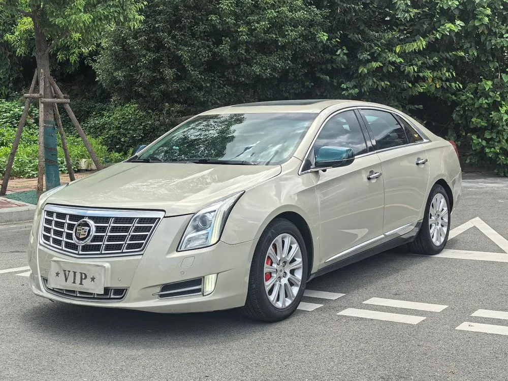 Cadillac XTS 28T Version, 2013 — фото 1