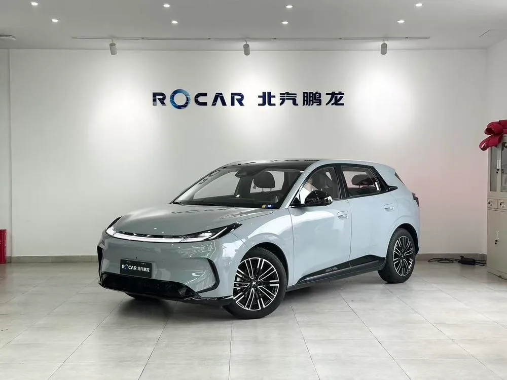 Arcfox T1, 2025