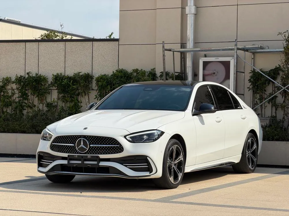 Mercedes-Benz C-Class, 2022