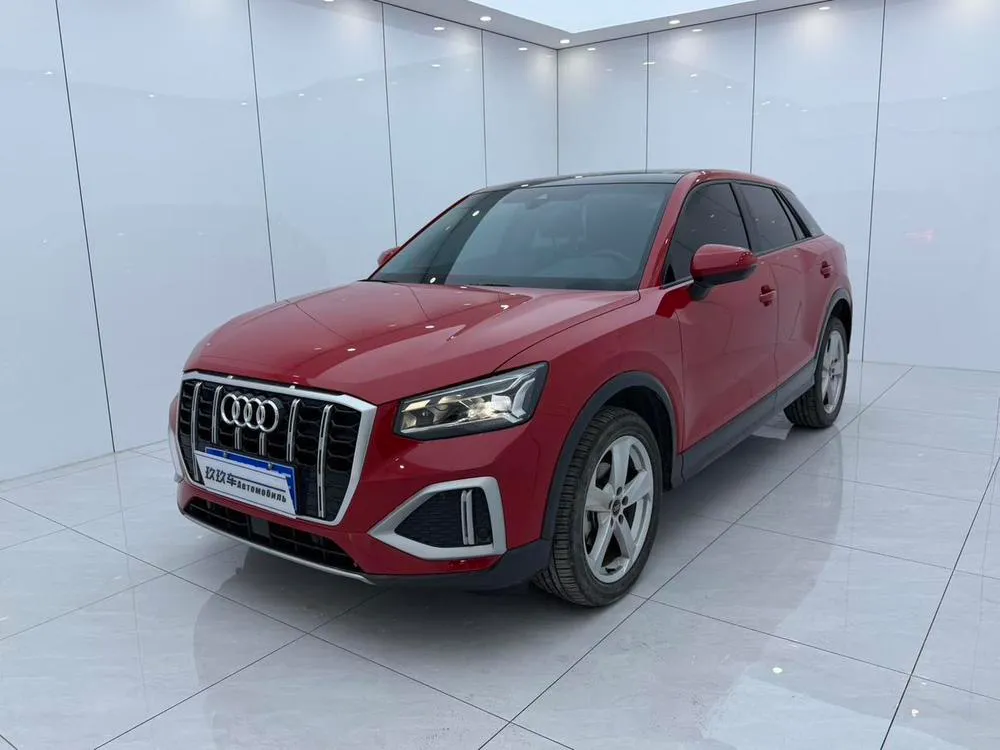 Audi Q2L, 2022